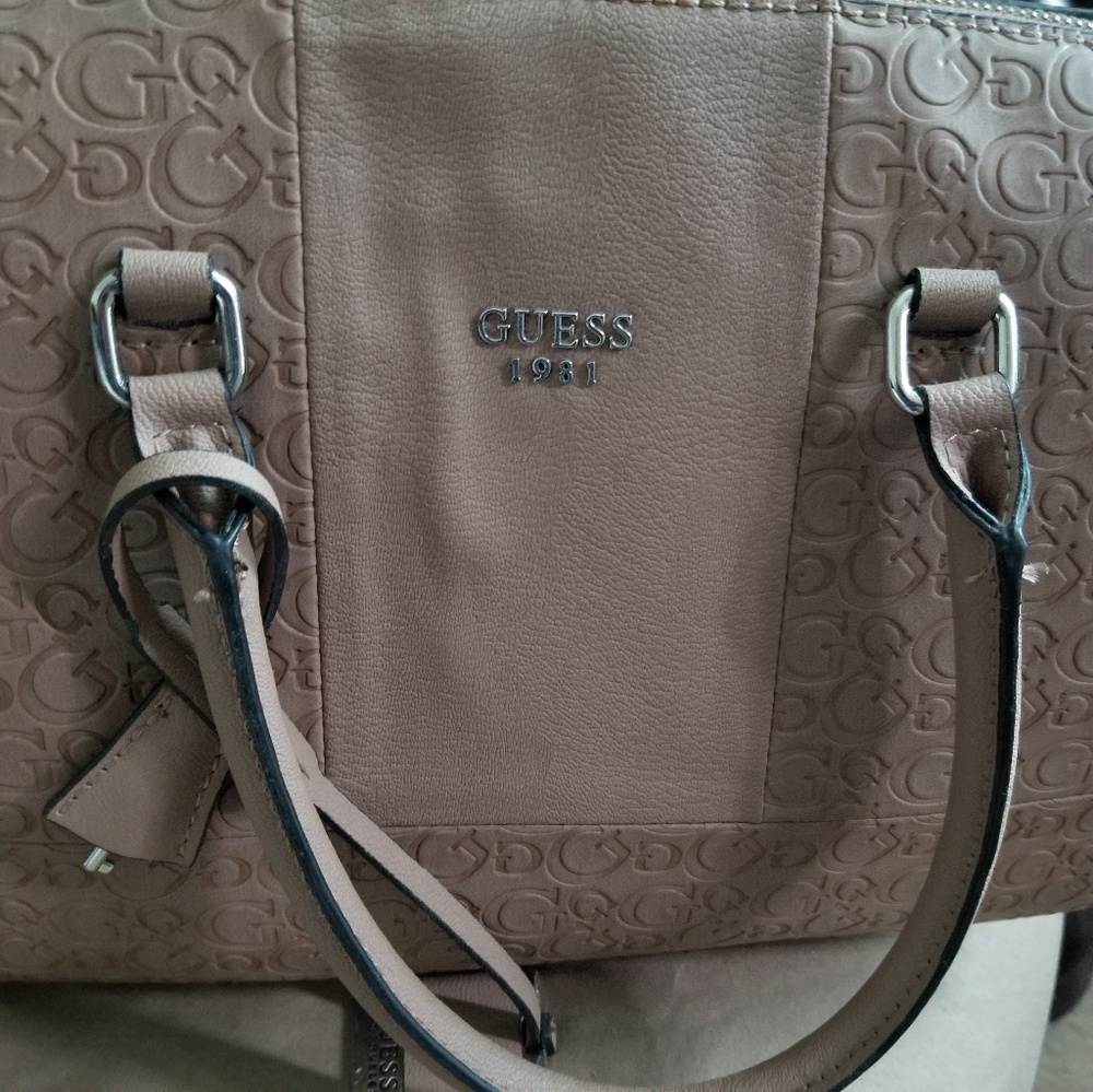 Guess bag